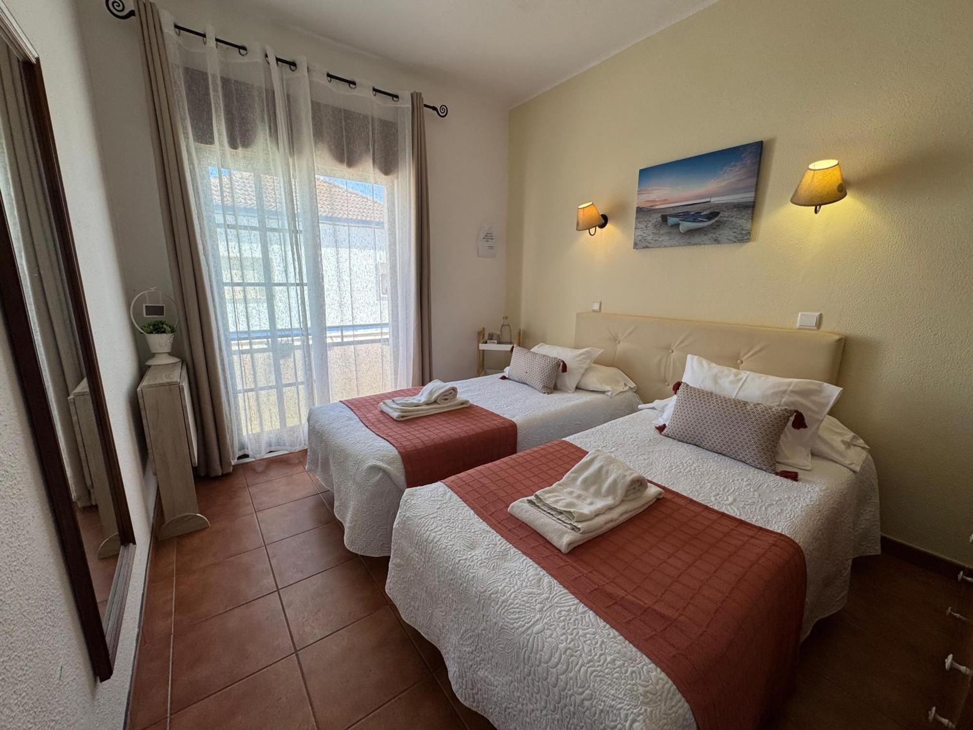 Quartos Abelha Porto Covo Exterior photo